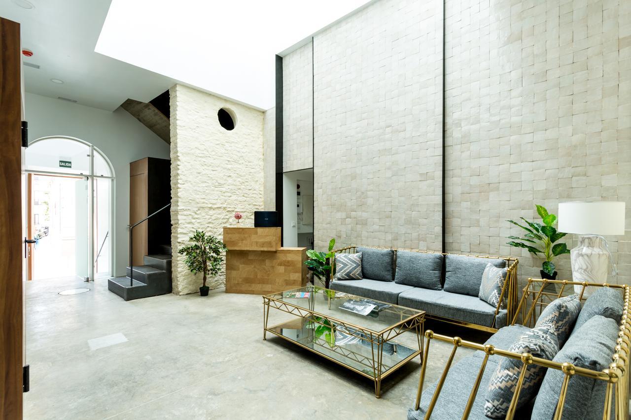 La Puerta De Palacio - Adults Only 세비야 외부 사진